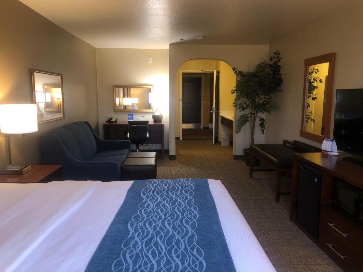 Comfort Inn & Suites Ukiah Mendocino County Экстерьер фото