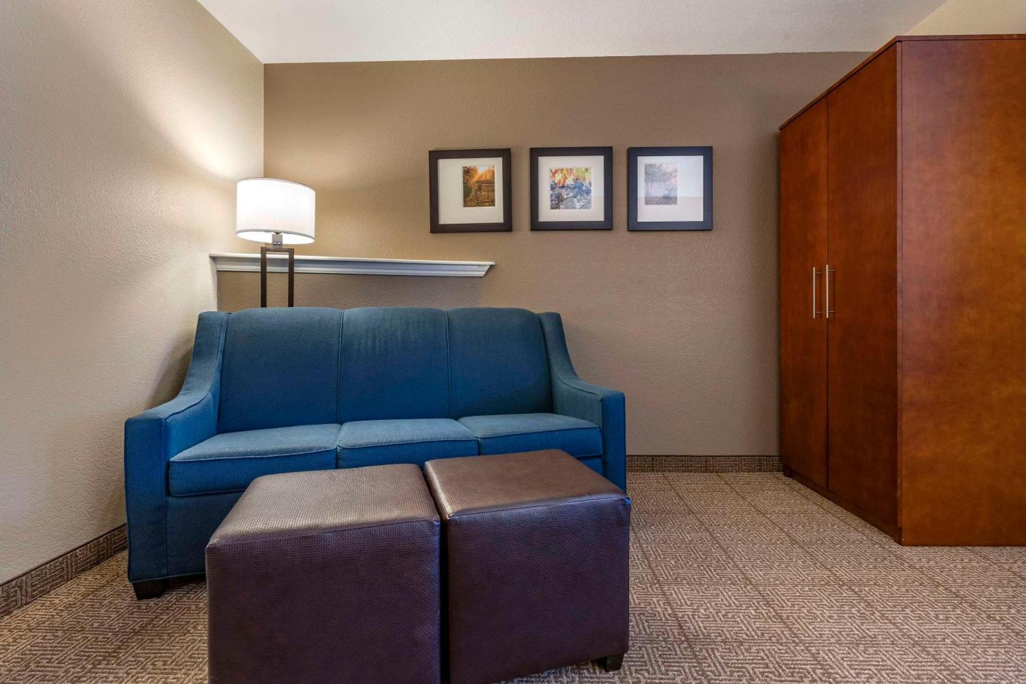Comfort Inn & Suites Ukiah Mendocino County Экстерьер фото