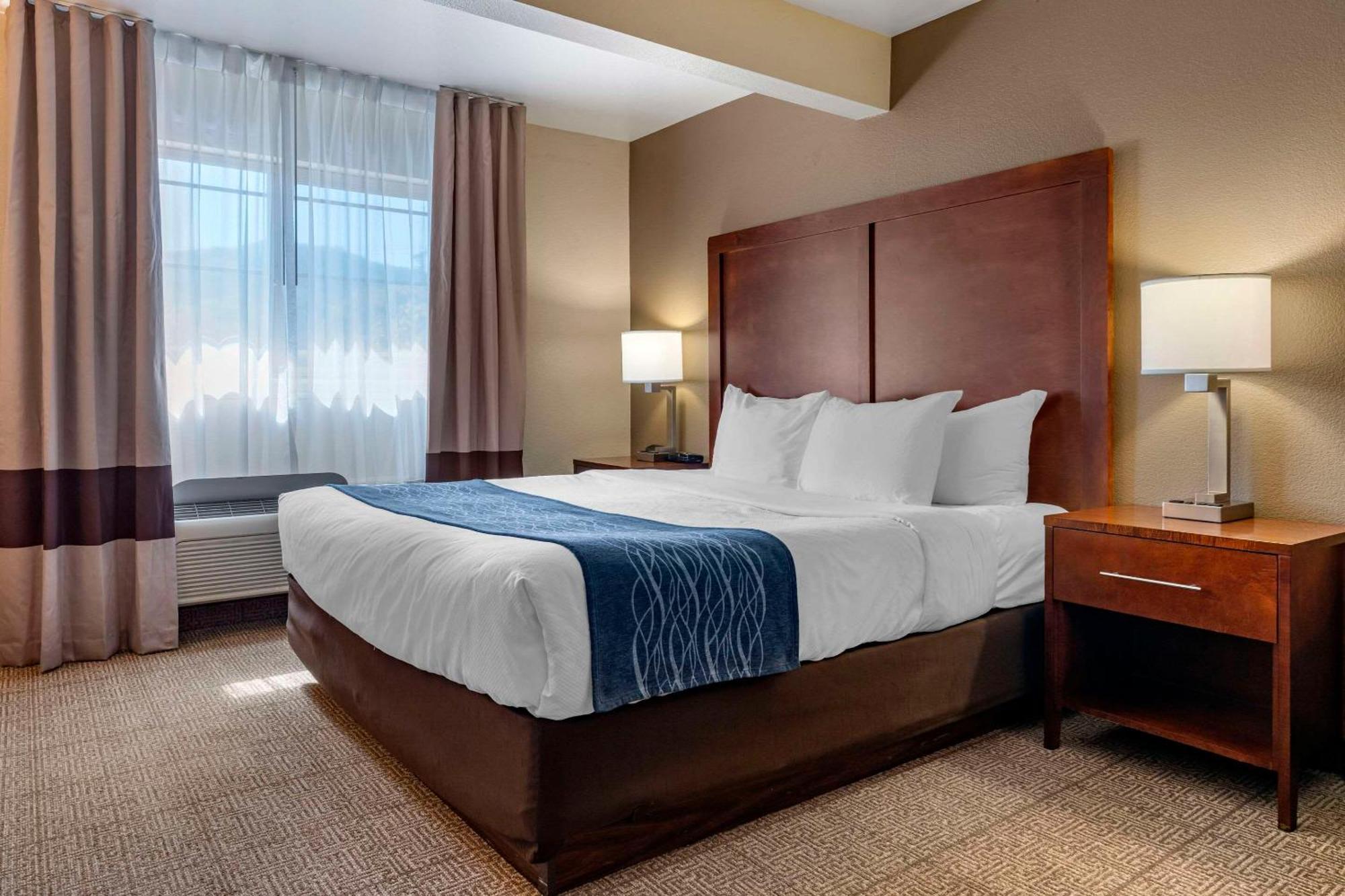 Comfort Inn & Suites Ukiah Mendocino County Экстерьер фото