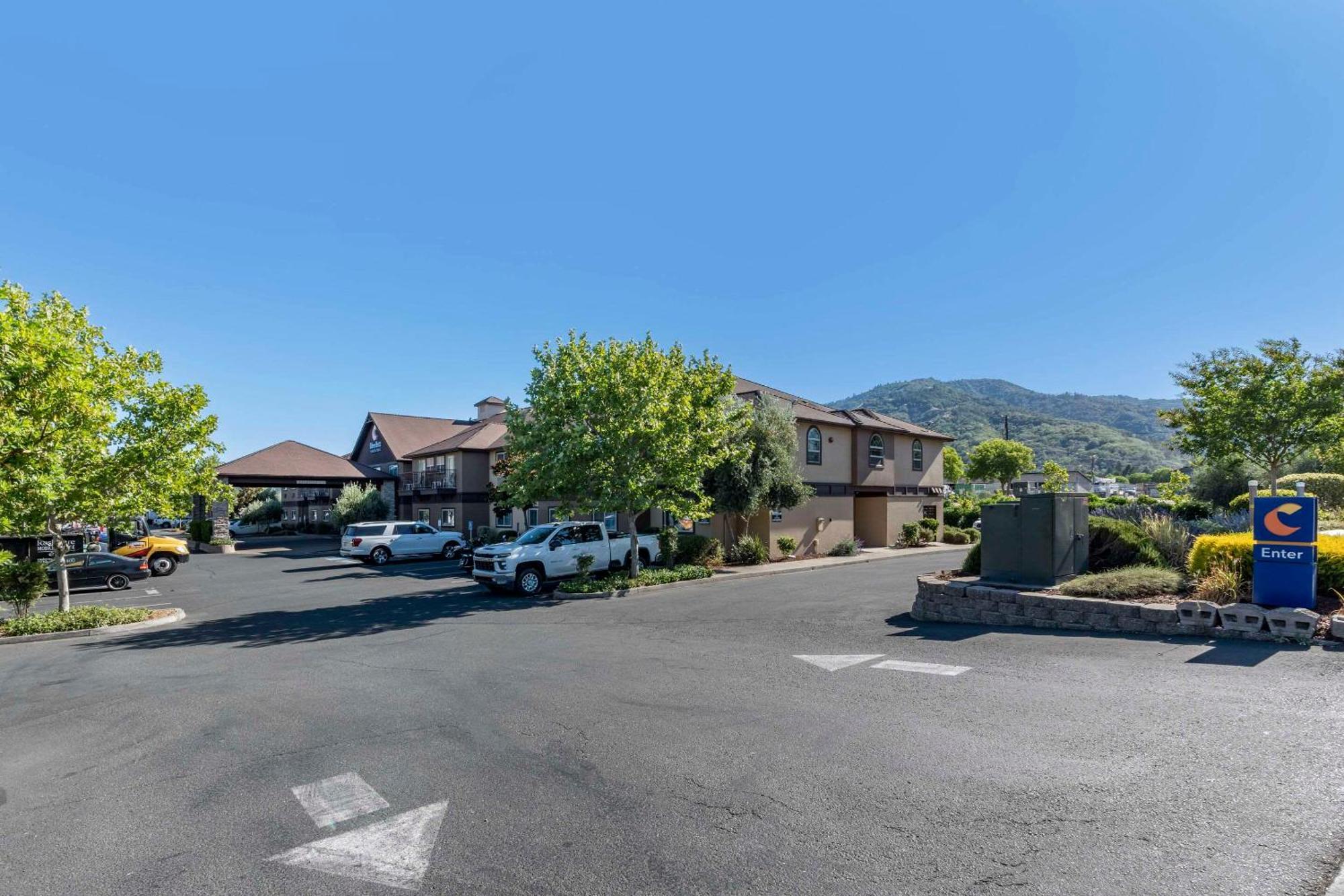 Comfort Inn & Suites Ukiah Mendocino County Экстерьер фото